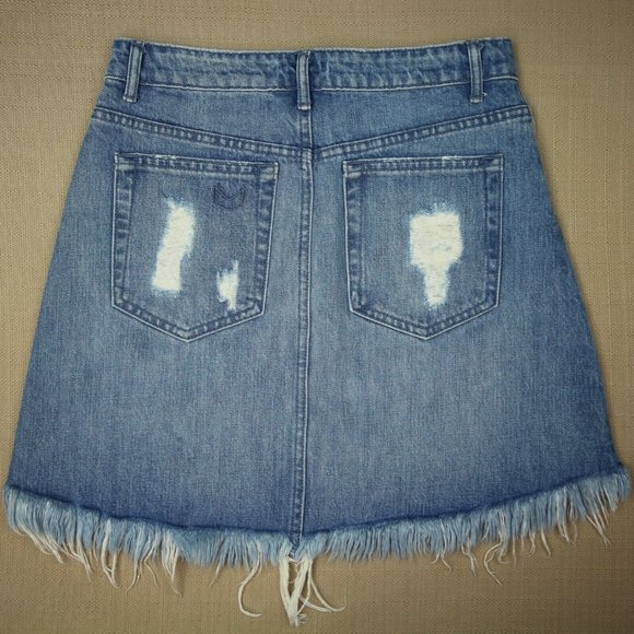 Mumu Blue Atlanta A-Line Fray Hem Mini Skirt Women's Size 27 Brook Wash Denim - Picture 2 of 8